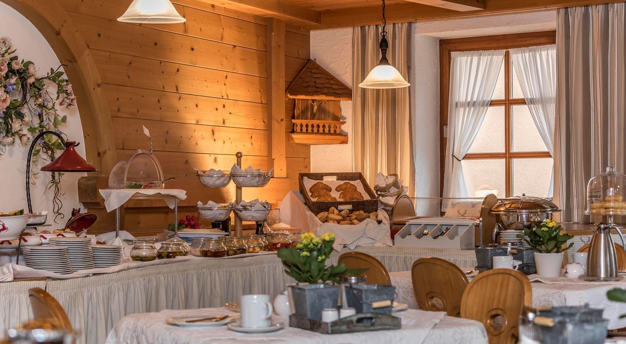 Hotel Mutz Garni Inning am Ammersee Dış mekan fotoğraf